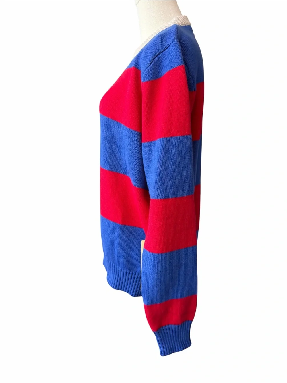 A1-21 Trovata Birds of Paradis Barbara Sweater Red/Blue Size M